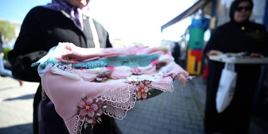 Ekonomilerini ilmek ilmek ördüler, coğrafi işareti kaptılar! Gönenli kadınlar başarılarıyla ilham oldular 1